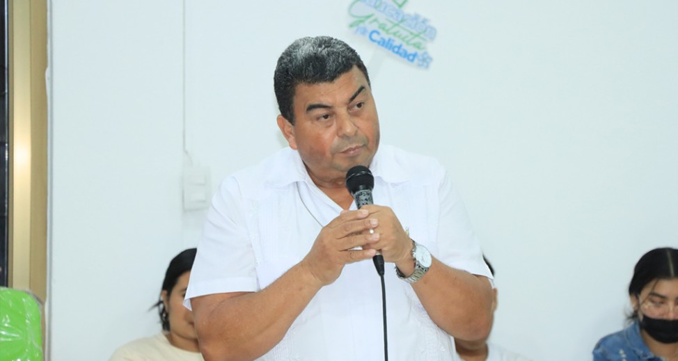 Universitarios Fortalecen Valores y Conciencia Ambiental a través del Taller de Cuentos “Y también enséñenles a leer” 4