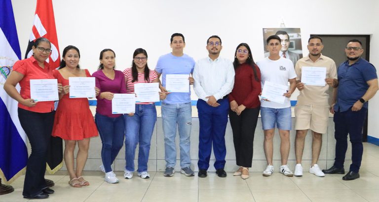 Fortalecen las Competencias Investigativas a Estudiantes en Ciencias de la Salud Mediante Taller de Investigación Académica